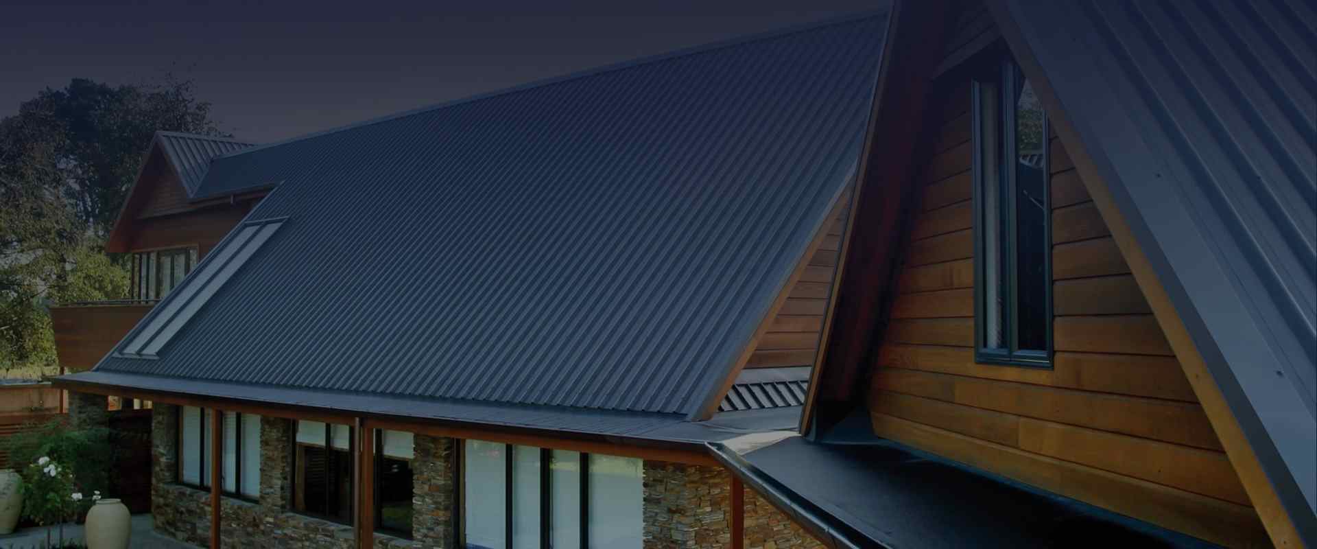 Установка профнастила на крышу